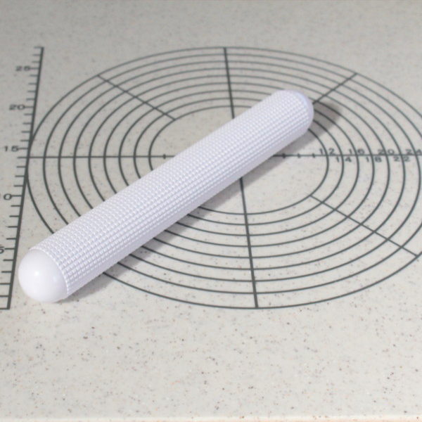 ガス抜きめん棒 小 長さ250X直径34mm くっつきにくい 生地 伸ばし 製パン パン作り 製パン道具 ピザ生地 製菓 お菓子作り 製菓道具 調理器具 日本製 CAKE LAND タイガークラウン |