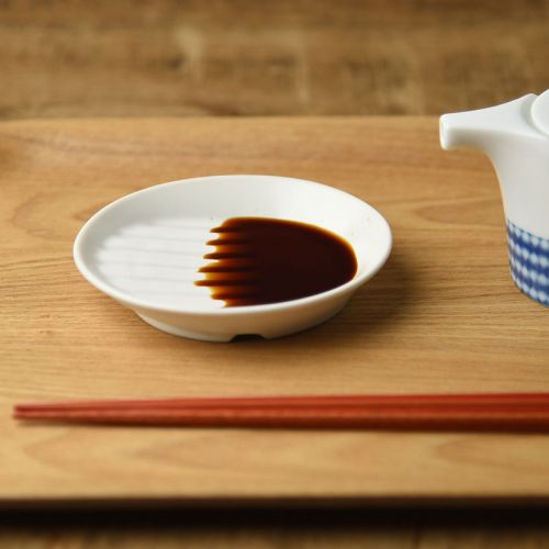 ななめ底 しょうゆ 小皿 日本製 美濃焼 和食器 丸皿 丸プレート