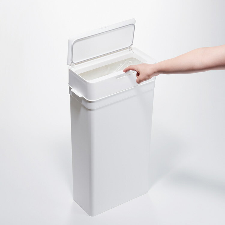 ゴミ箱 シールズ25 密閉ダストボックス 25リットル ライクイット like-it basic dust【ごみ箱 25l ふた付き 分別 スリム 隙間 キッチン 積み重ね 蓋付きゴミ箱 日本製 おしゃれ インテリア かわいい 袋 見えない 北欧 シンプル スタッキング おしゃれ家具】