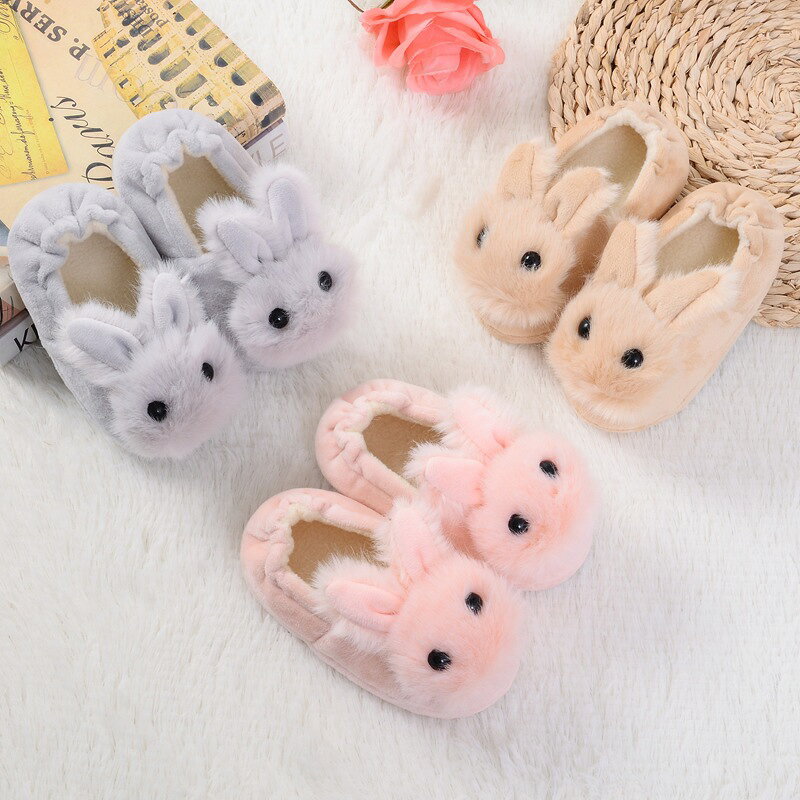 送料無料　キッズ ルームシューズ 子供 スリッパ　子供 ルームシューズ 子どもうさぎ　ウサギ　兎　 かわいい 子供 秋冬 幼稚園 2才 3才 4才 5才 クリスマス プレゼント 誕生日 動物　フリース 男の子 女の子 滑り止め すべり止め もこもこ 幼児 靴下