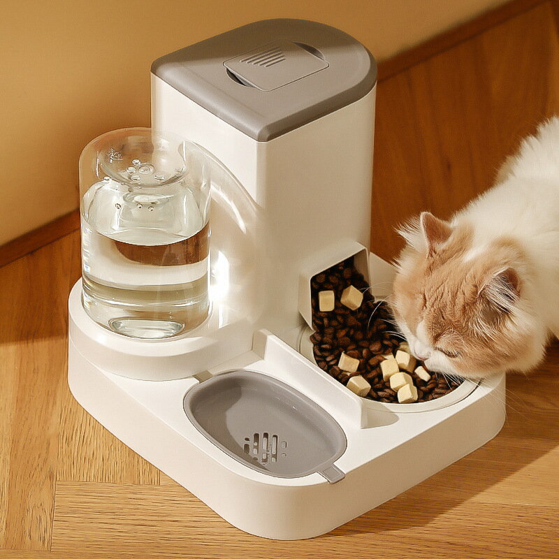 自動給餌 自動器給水器 ペット給餌器 猫犬用 重力式 電源いらない 給餌器 お留守番 自動ご飯 不透明 犬猫兼用 ペットフィーダー 犬早食い防止 餌入れ犬猫お留守番対策 水洗い可能 【最大7日連続自動給餌】送料無料